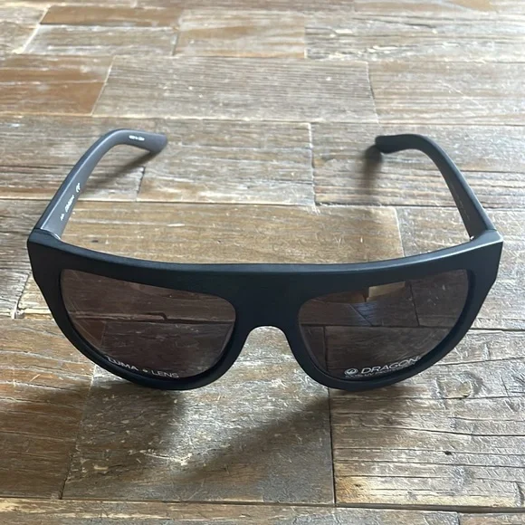 Dragon DR Dusk LL002 Matte Black Sunglasses🖤 - Picture 4 of 12